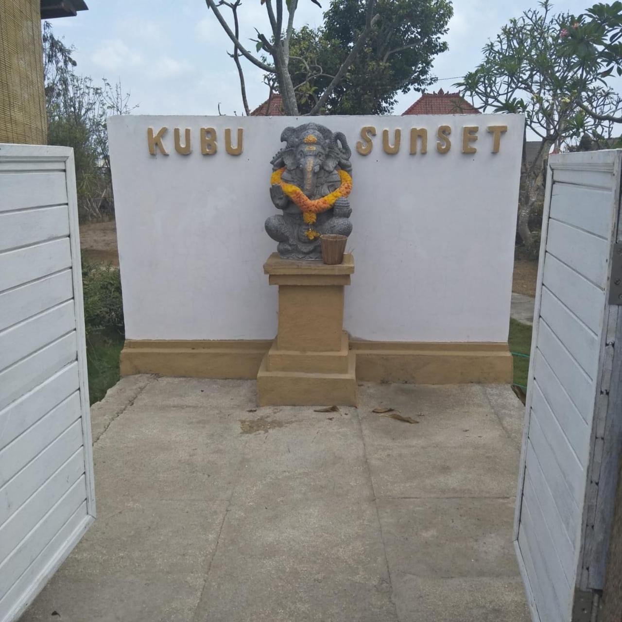 Kubu Sunset Guest House Lembongan Zewnętrze zdjęcie