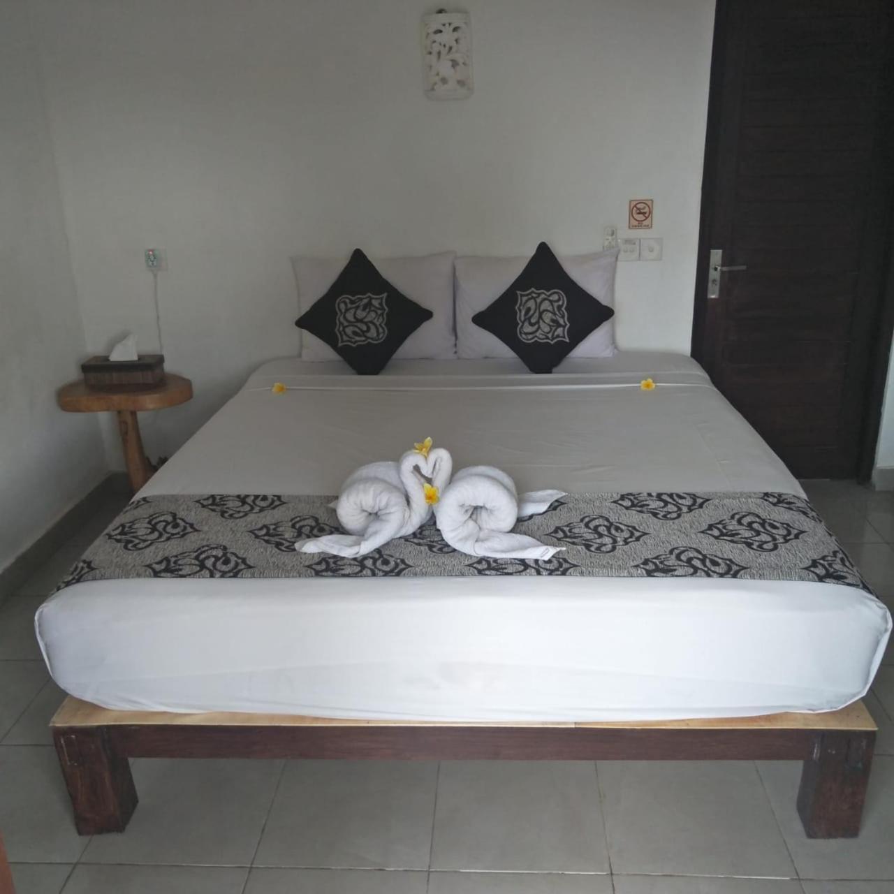 Kubu Sunset Guest House Lembongan Zewnętrze zdjęcie